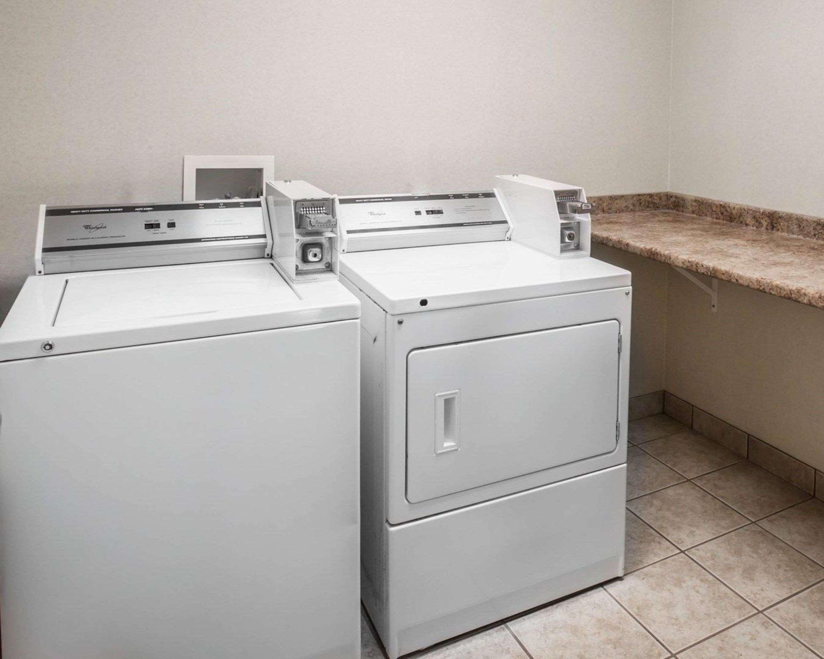 Comfort Inn & Suites Beaver - Interstate 15 North Экстерьер фото