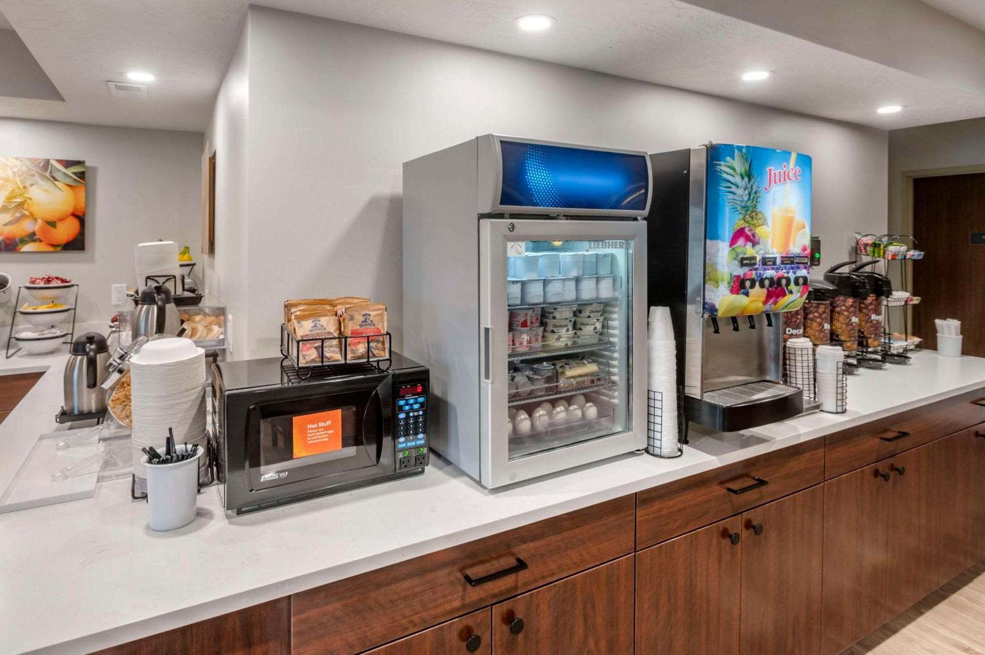 Comfort Inn & Suites Beaver - Interstate 15 North Экстерьер фото