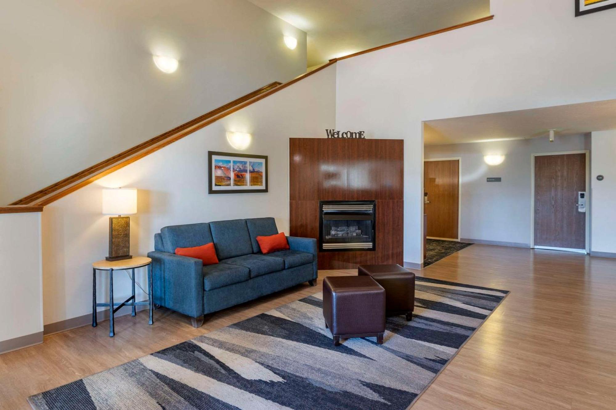 Comfort Inn & Suites Beaver - Interstate 15 North Экстерьер фото